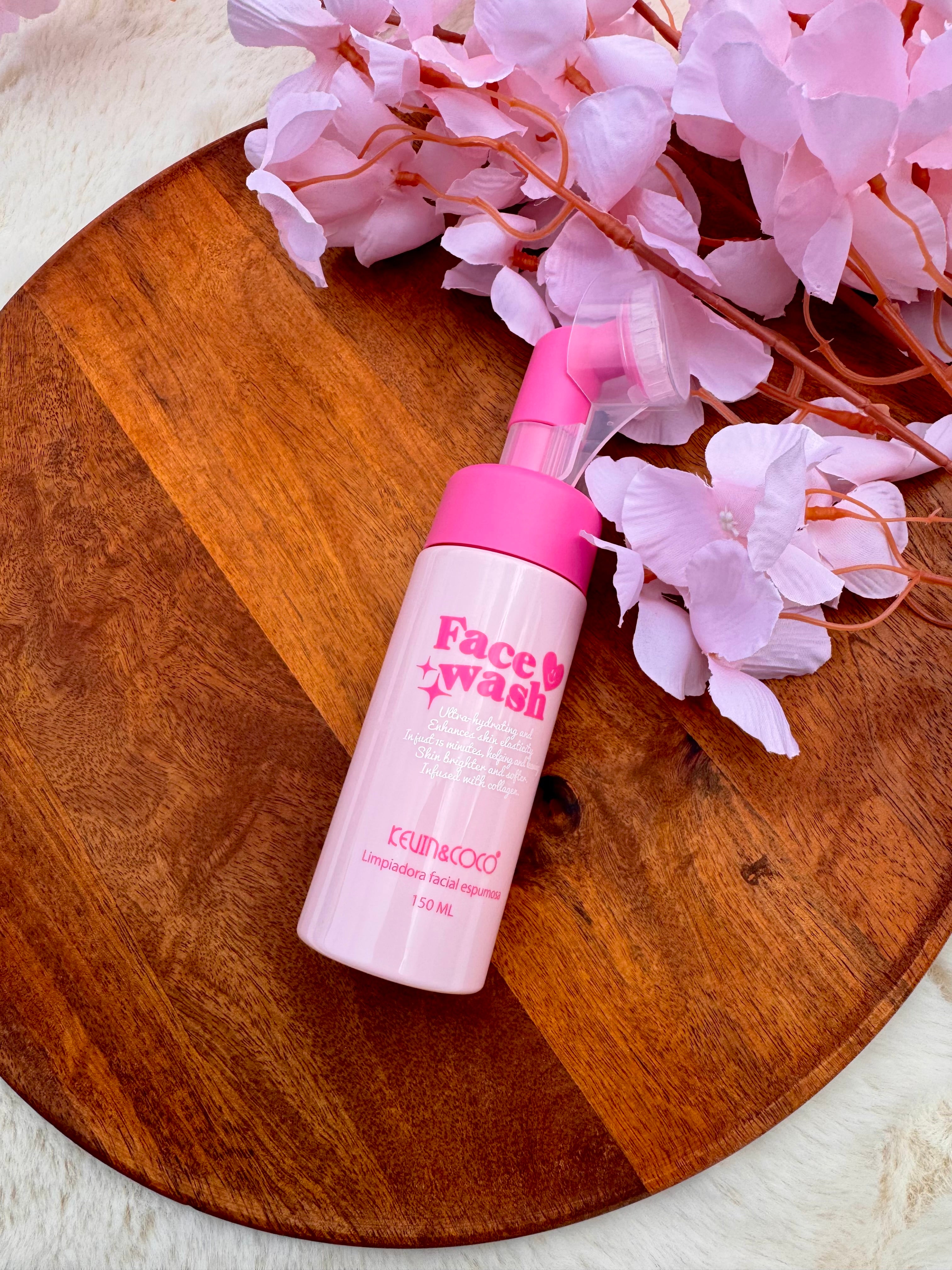 Mousse nettoyante visage