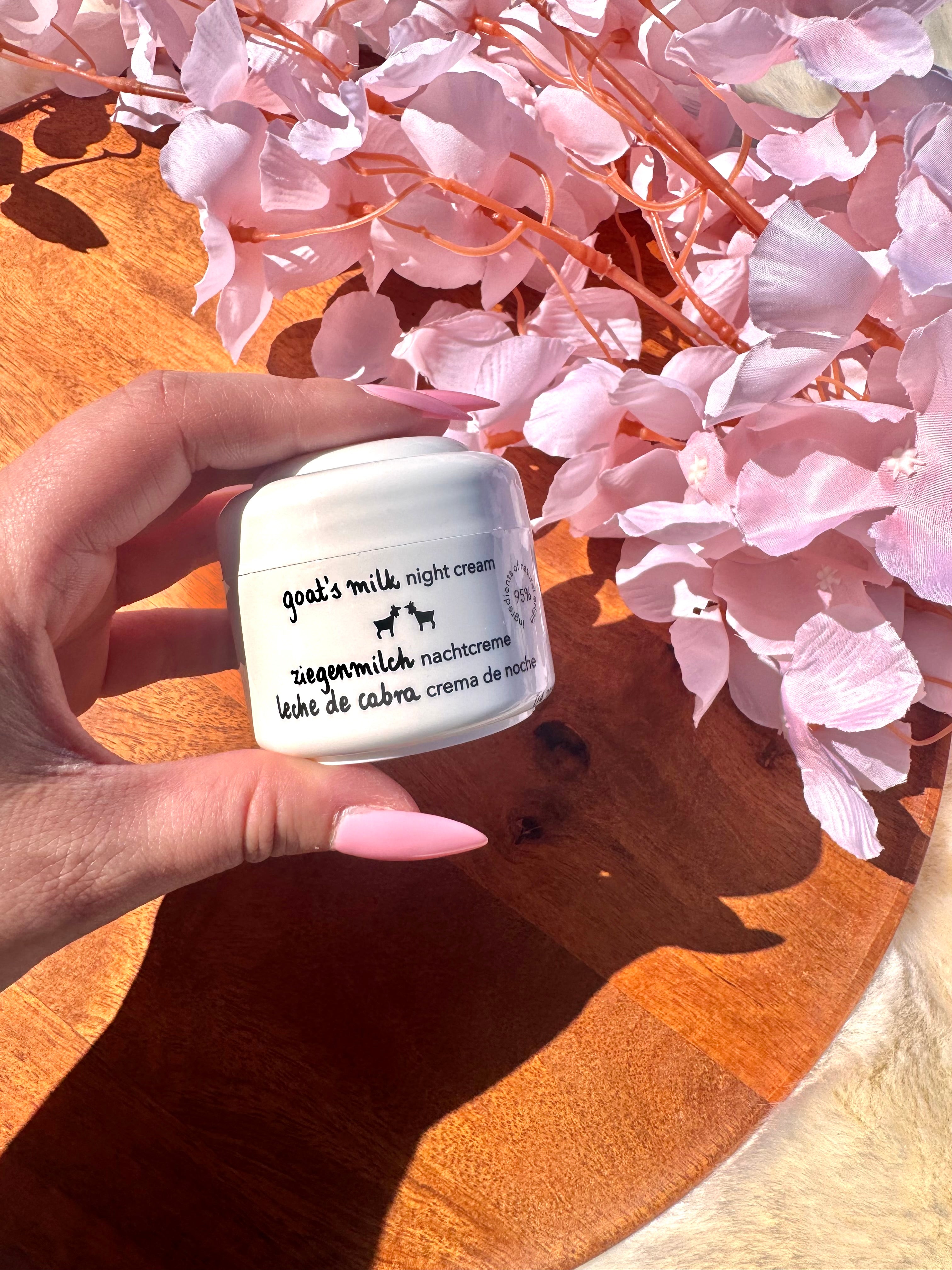 Crème de nuit anti-âge au lait de chèvre🐐