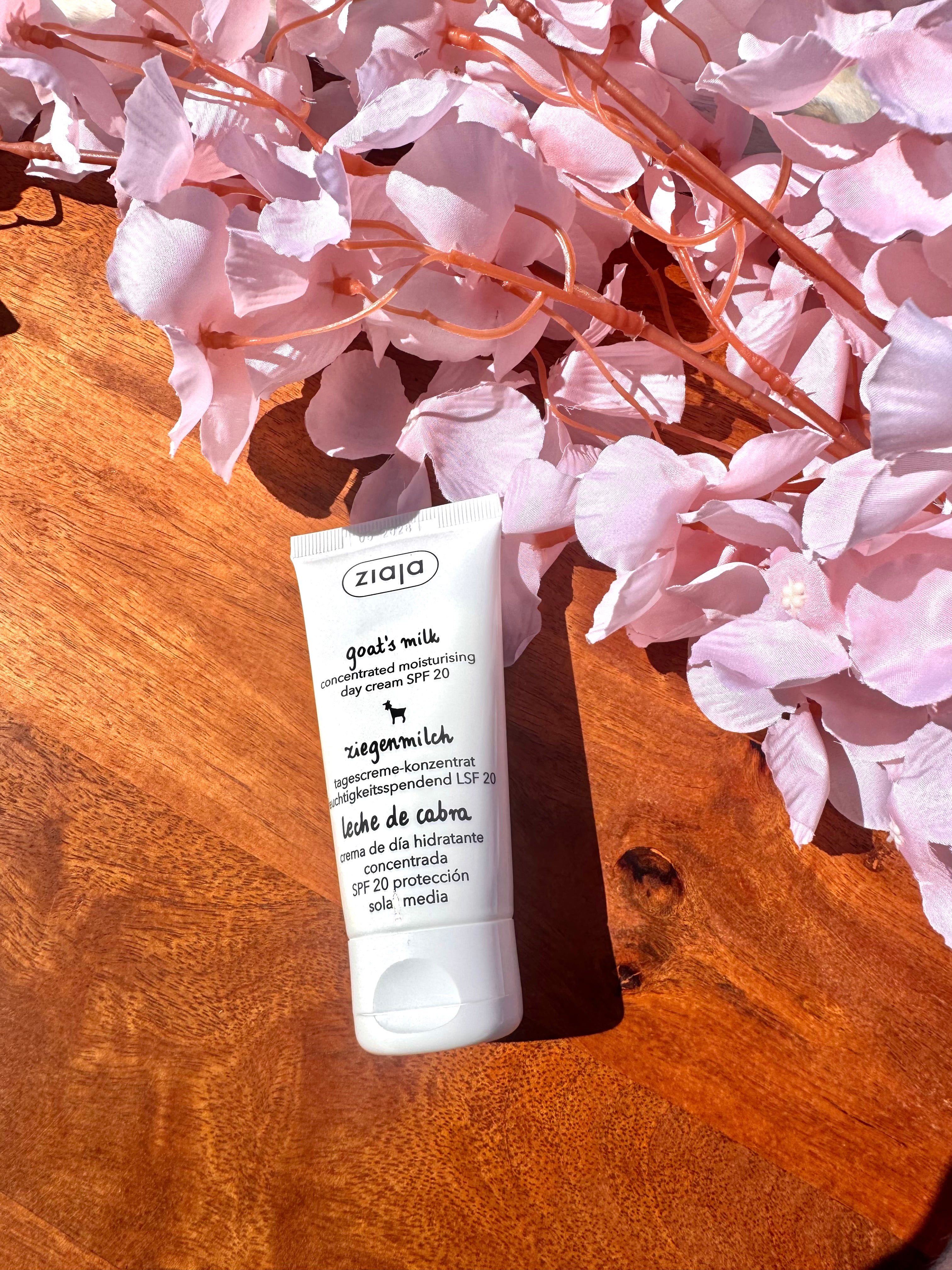 Crème de jour concentré SPF 20 au lait de chèvres🐐